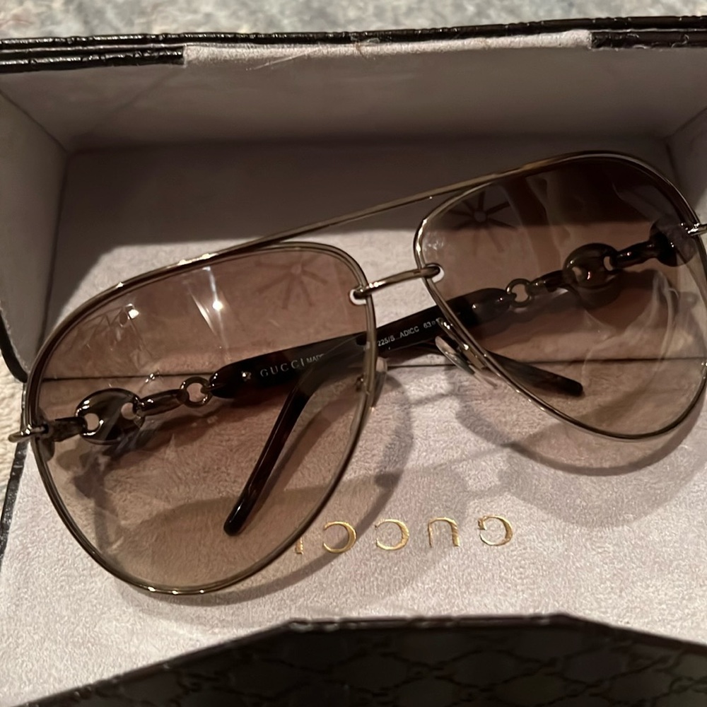 Gucci sunglasses